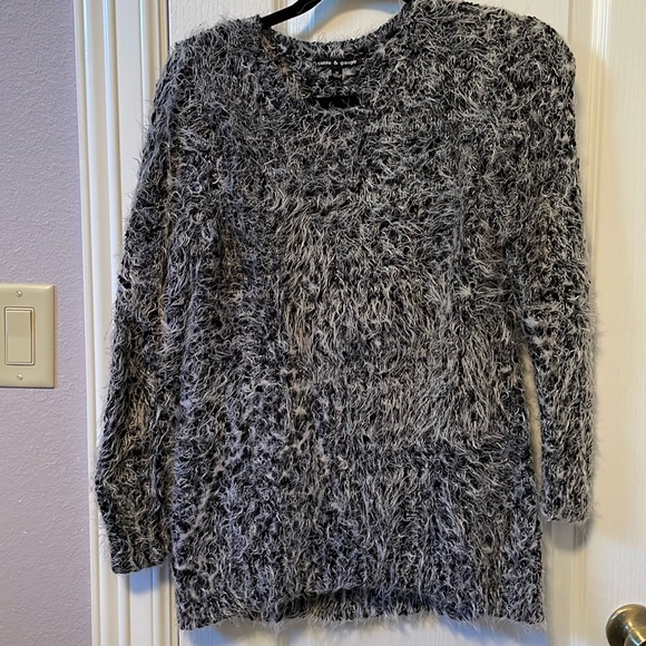 Cable & Gauge Sweaters - Cable & Gauge Sweater